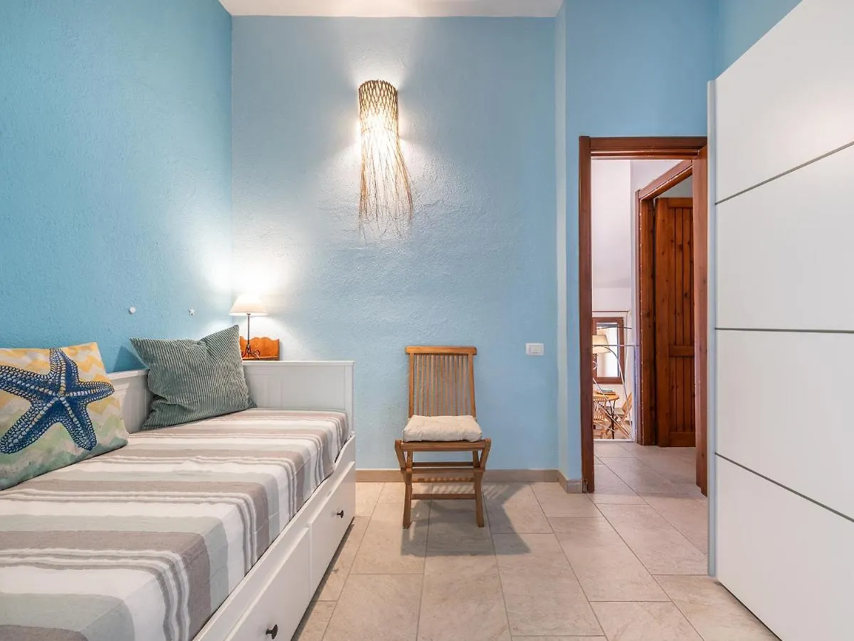 Bohaus: Nel Blu Dipinto Di Blu Villa Torre delle Stelle Italy