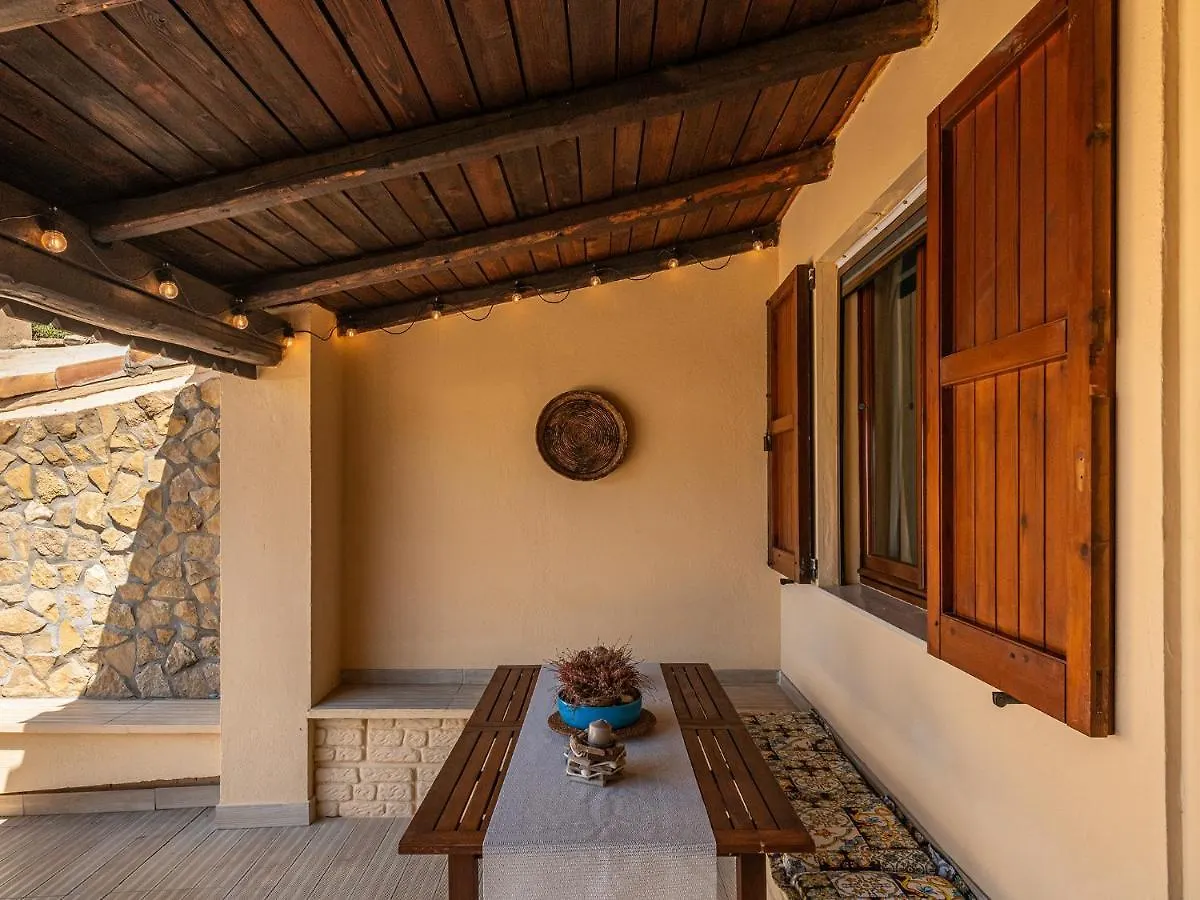 Bohaus: Nel Blu Dipinto Di Blu Villa Torre delle Stelle